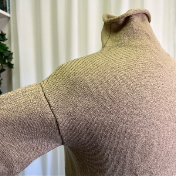 Wilfred Cyprie Turtleneck Merino Wool Sweater in Brown - Picture 9 of 16